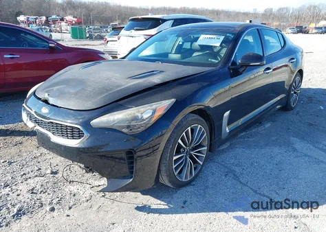 2018 Kia Stinger Premium из США, поврежденный, VIN KNAE25LA2J6013443